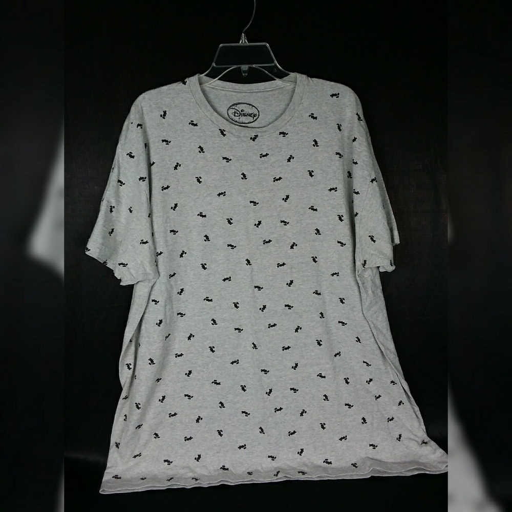 Disney Mickey Mouse Gray Shirt 2XL